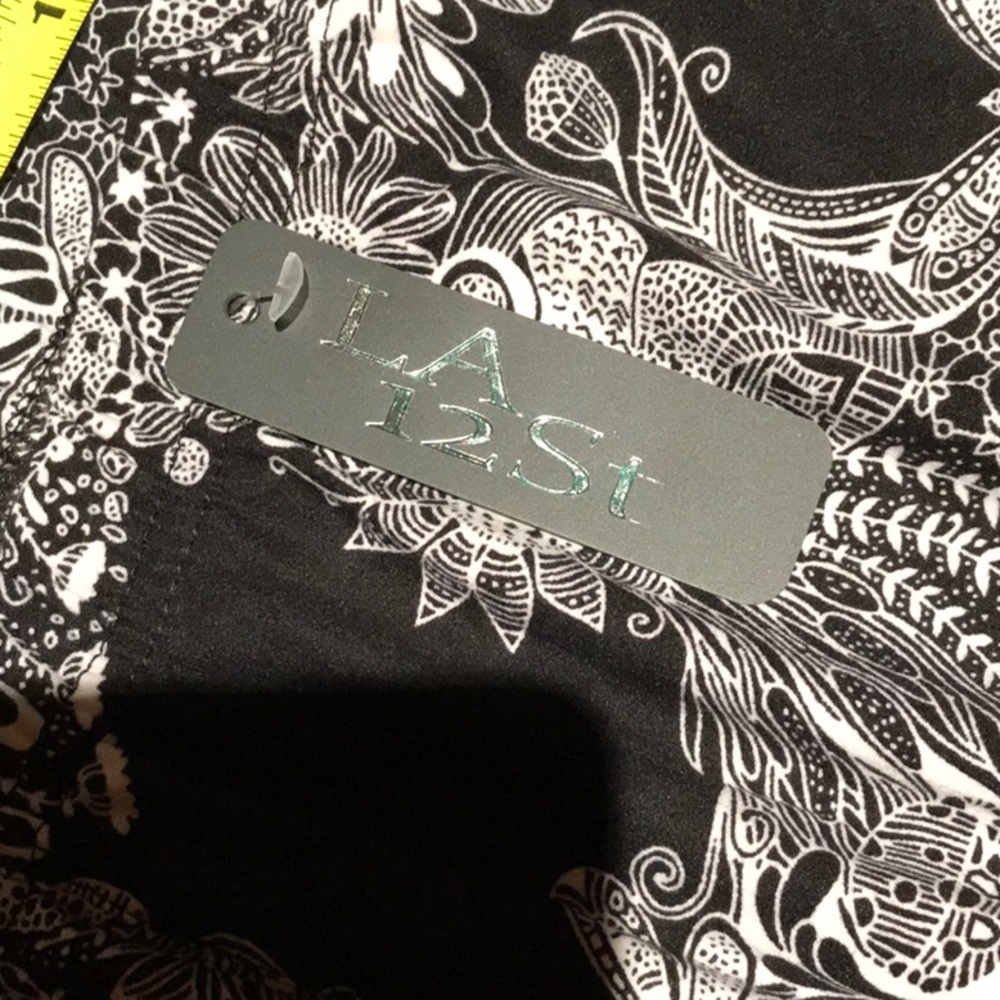 One Size Leggings Black / White - Picture 4 of 5